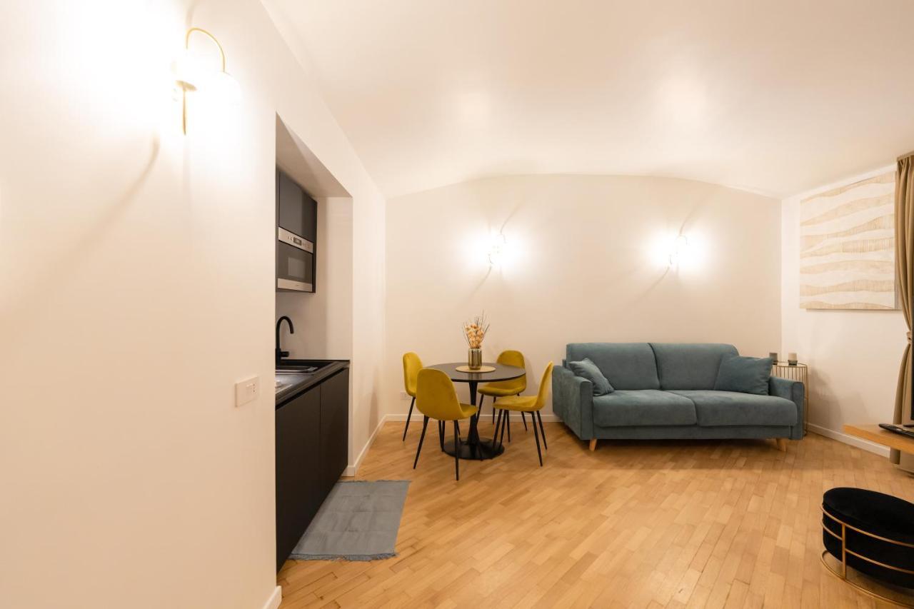 Dimora Dei Martiri Apartment Naples Exterior photo